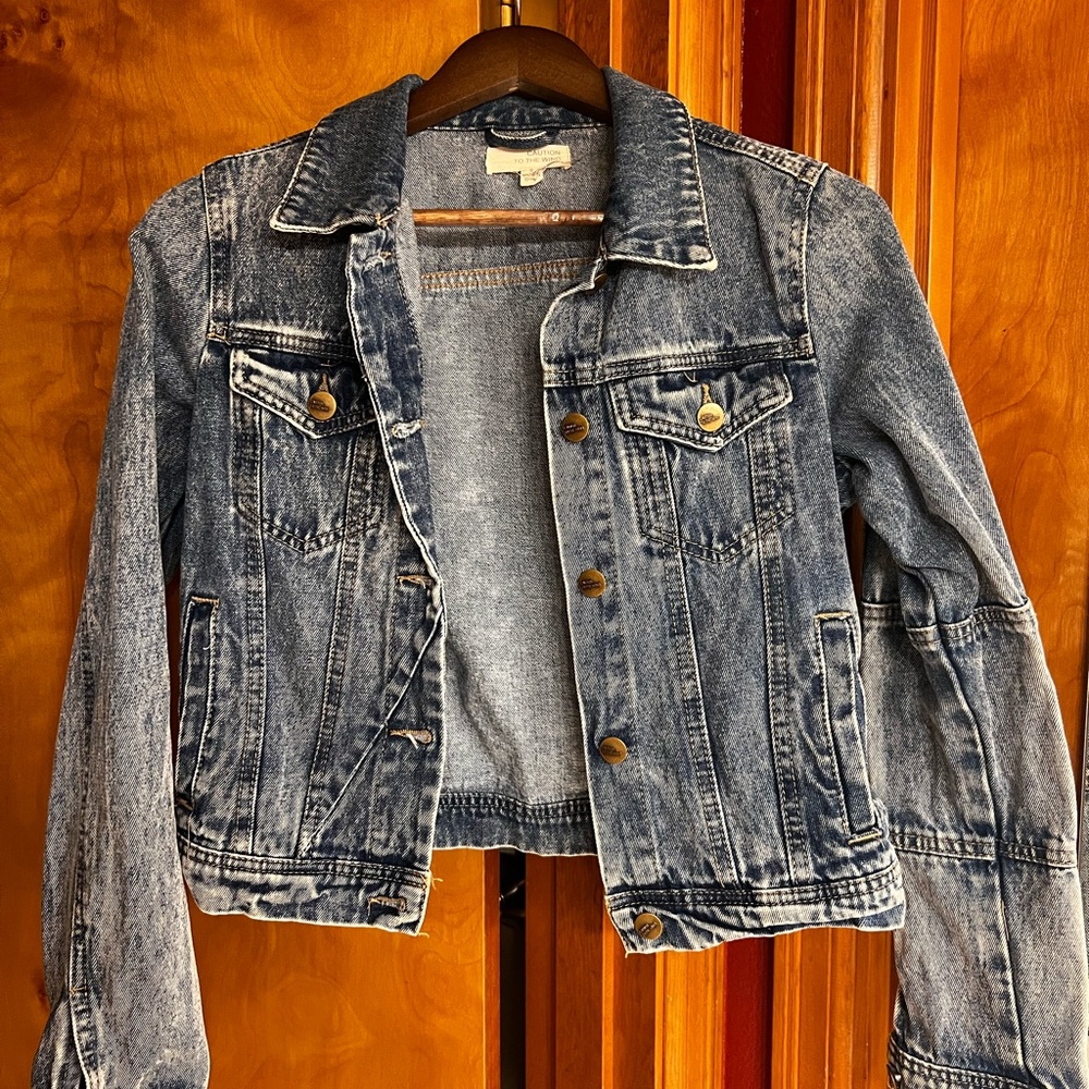 Caution To The Wind Acid Wash Denim jacket size small